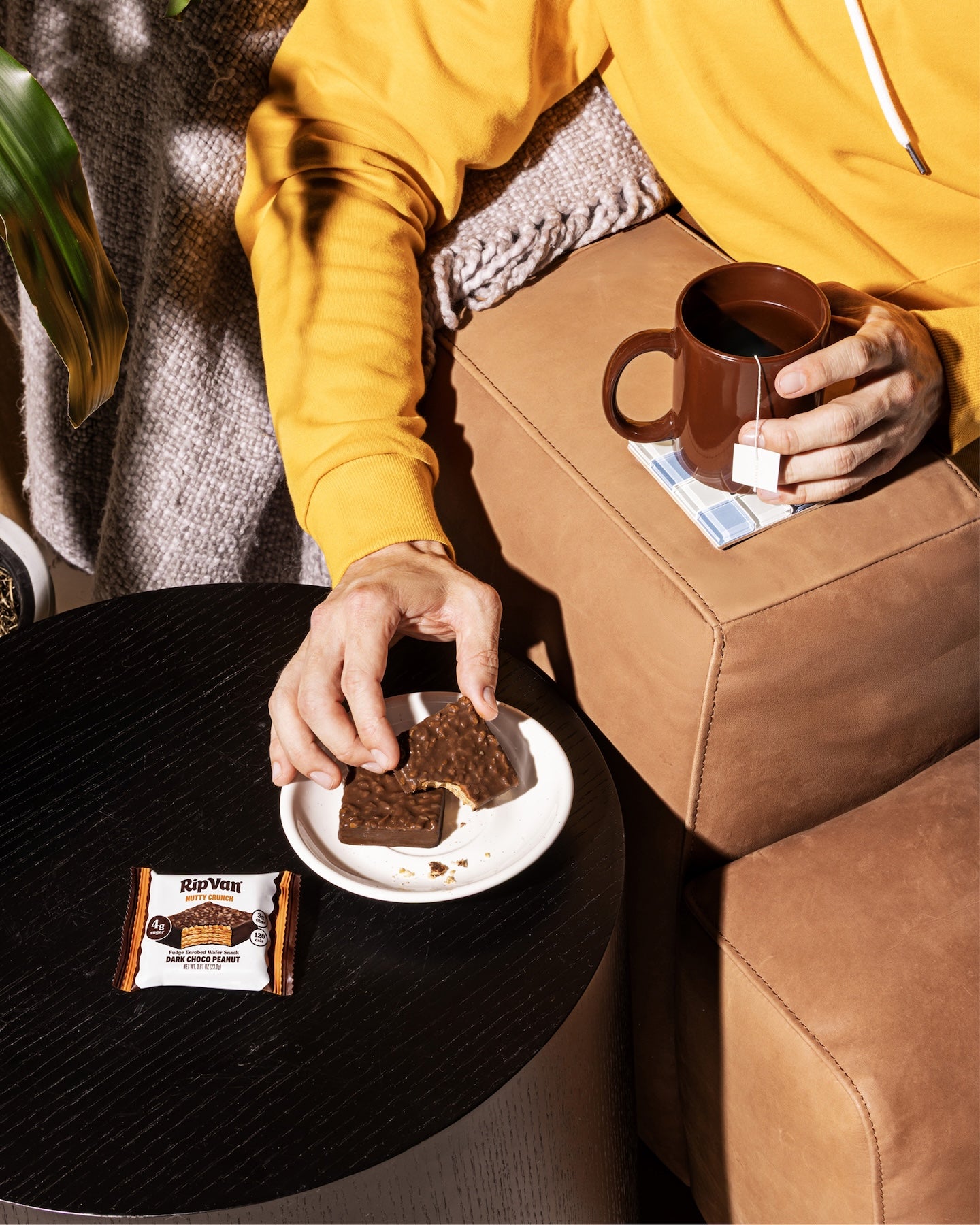 dark choco peanut   hover
